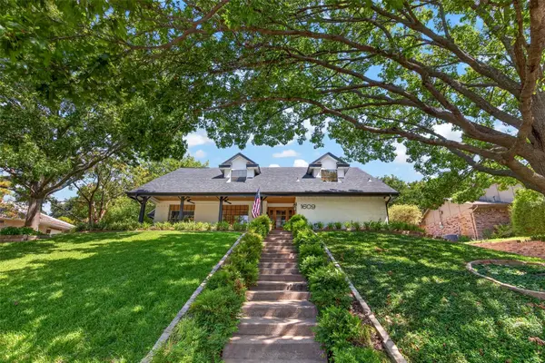 1609 Ems Road W, Fort Worth, TX 76116