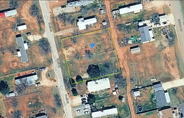 739 Cecil Terrace, Tye, TX 79603