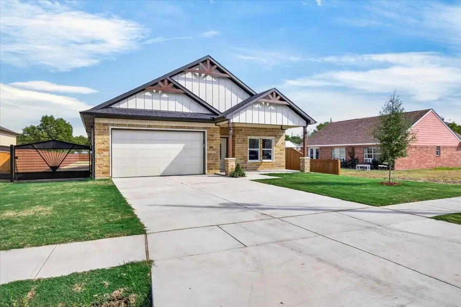 602 Crenshaw Street, Terrell, TX 75160 - #2