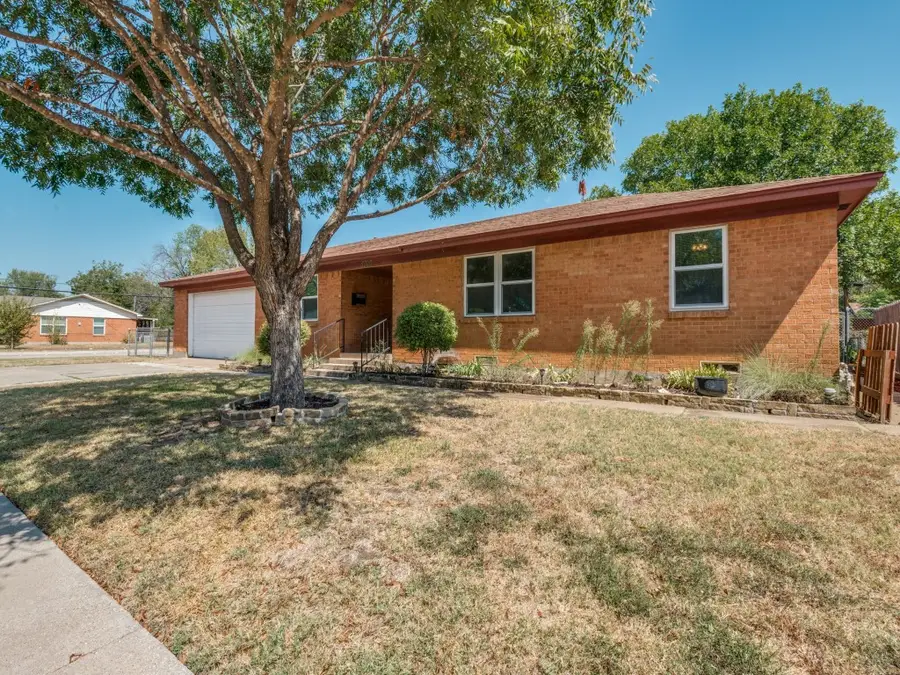 5020 Susan Lee Lane, North Richland Hills, TX 76180 - #3