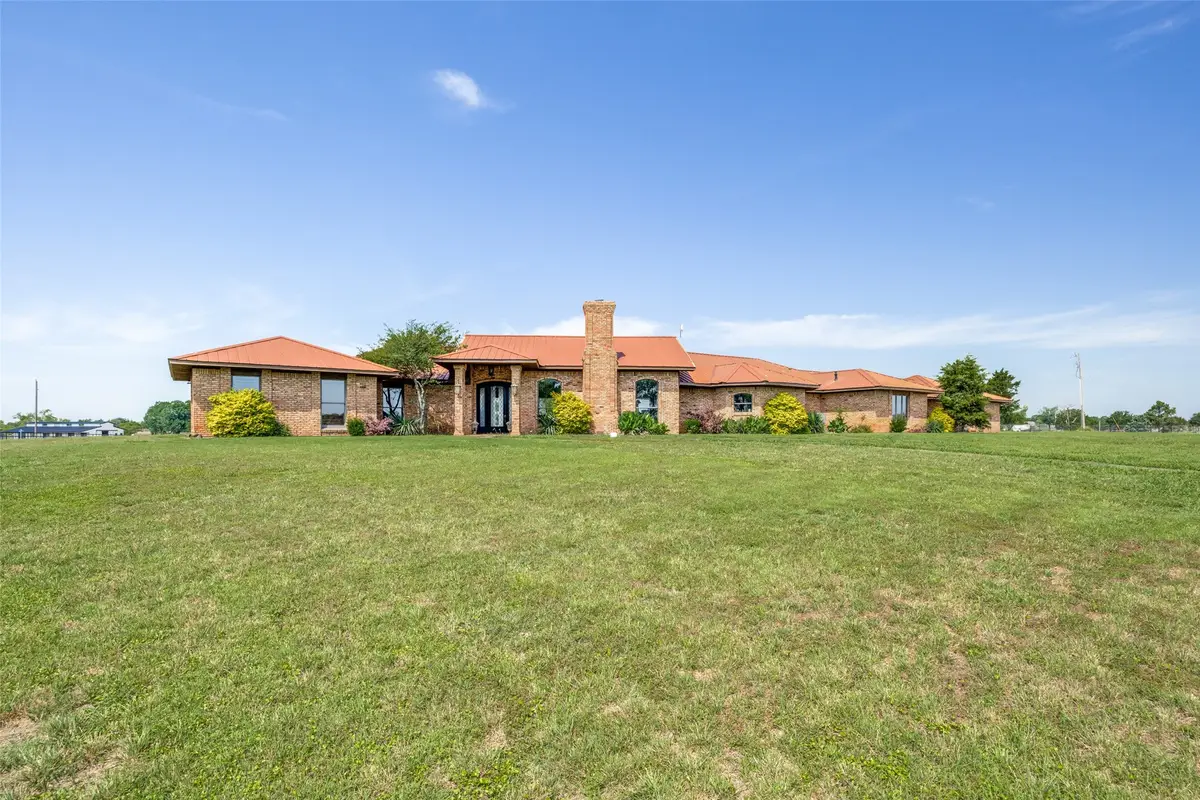 105 Sammi's Way, Whitesboro, TX 76273 - #1