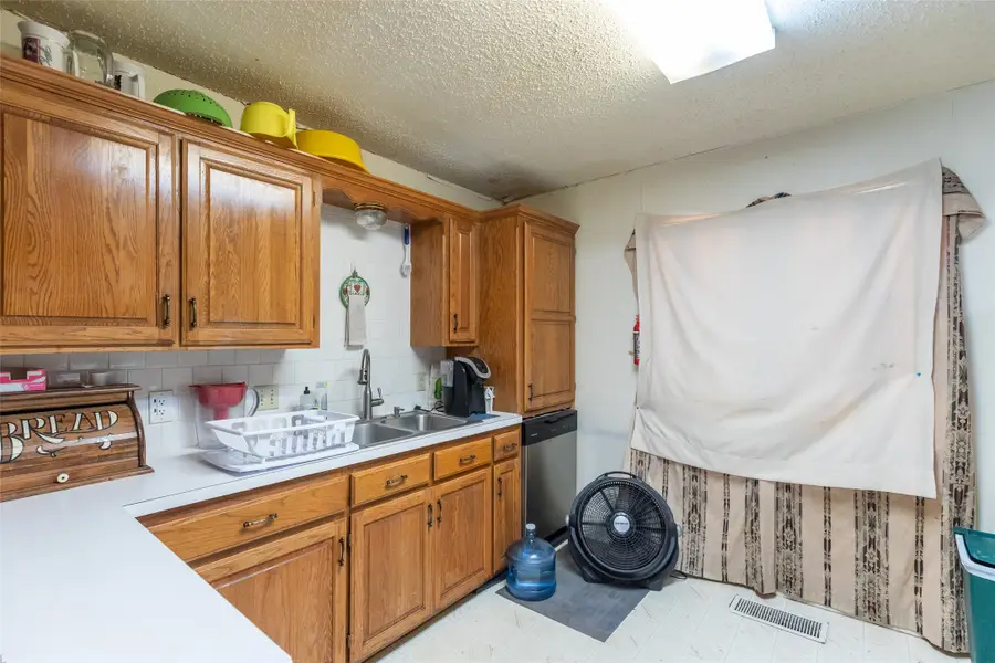2328 Avenue D, Abilene, TX 79601 - #3