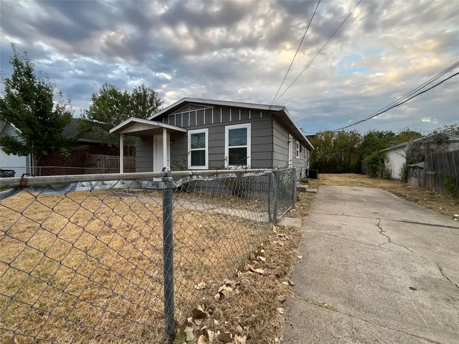 2020 Nomas Street, Dallas, TX 75212 - #2