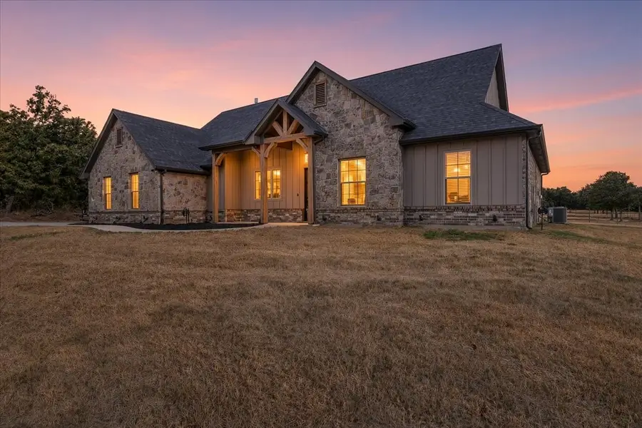127 Paradise Oaks Court, Paradise, TX 76073 - #2