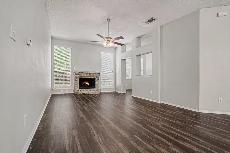 5612 Greenwich Drive, Arlington, TX 76018 - #3