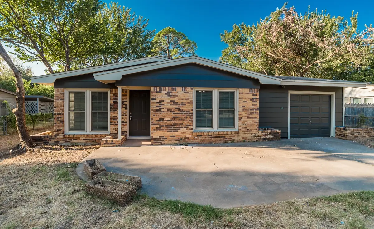 6216 Windermere Place, Fort Worth, TX 76112 - #1