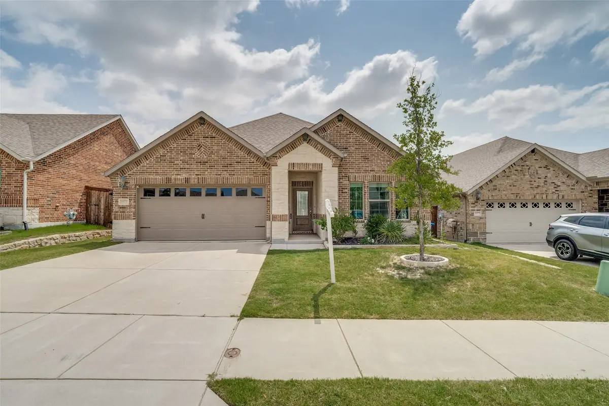 5573 Cypress Willow Bend, Fort Worth, TX 76126 - #1