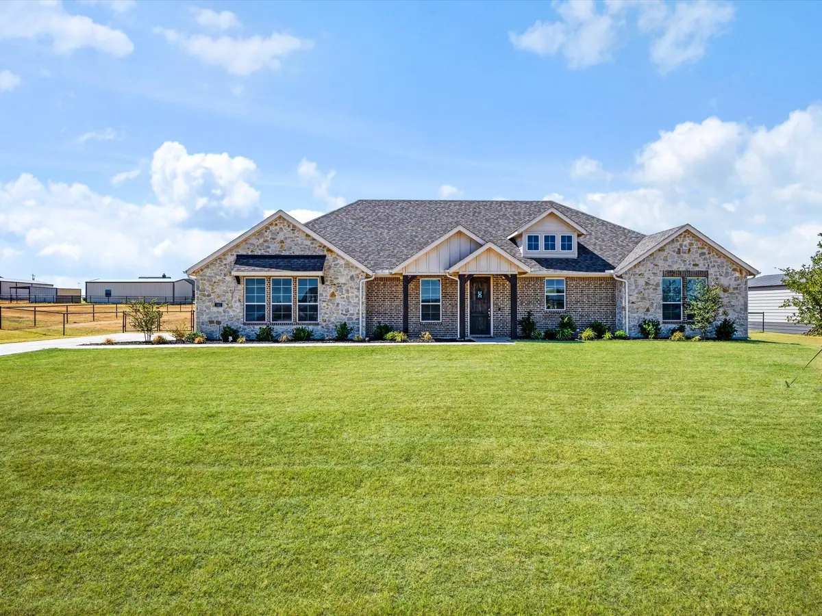 142 Lonicera Lane, Paradise, TX 76073 - #1