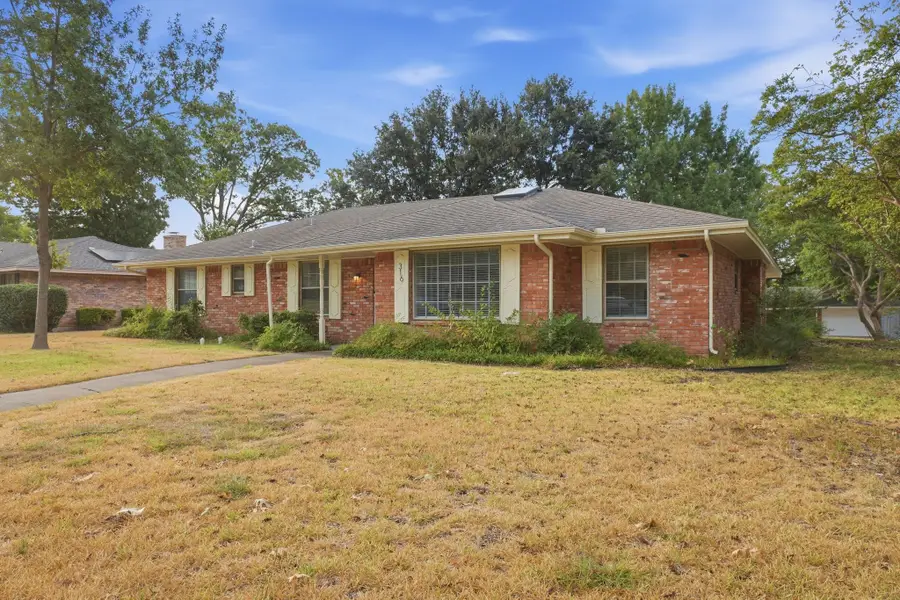 316 Ray Avenue, Desoto, TX 75115 - #2