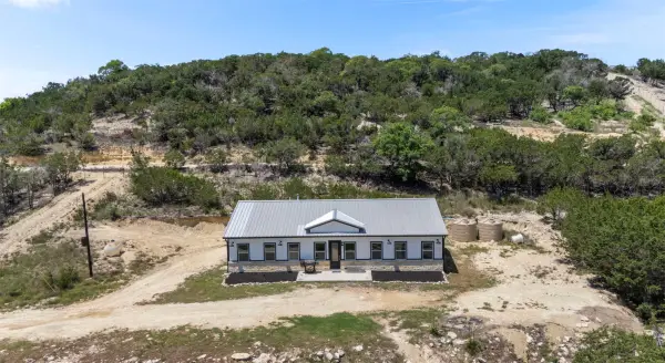 486 Camino Real Road, Kerrville, TX 78028