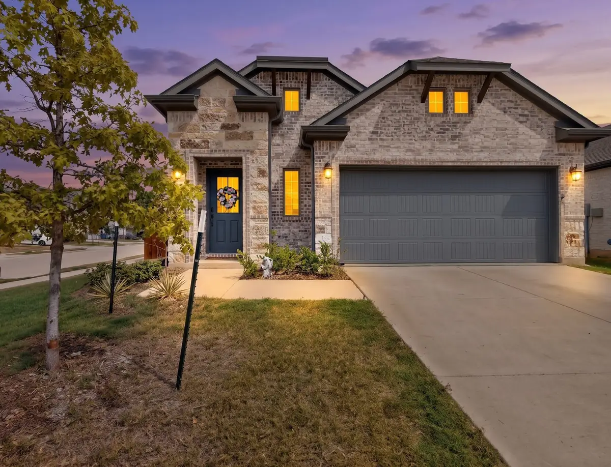 902 Crested View Place, Lavon, TX 75166 - #1