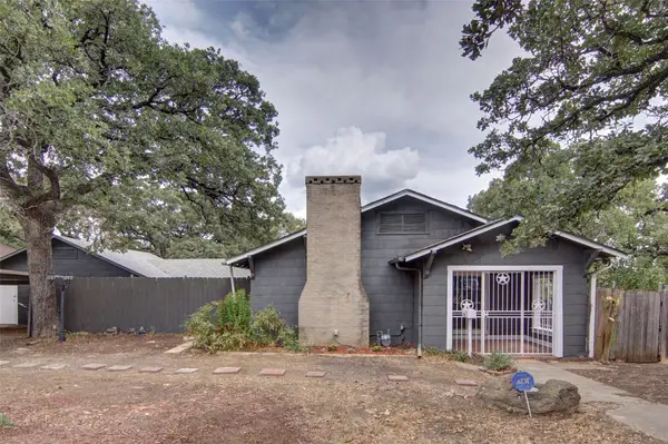2625 Canton Drive, Fort Worth, TX 76112