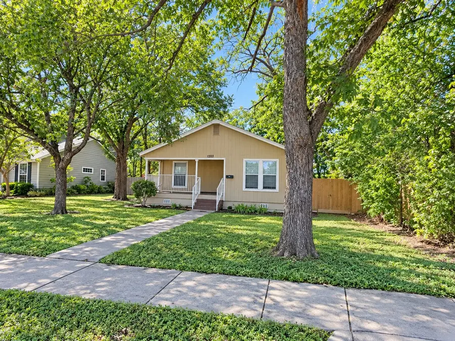 1203 N College Street, McKinney, TX 75069 - #3