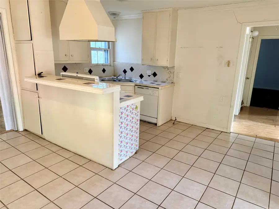4000 Frederick Avenue, Waco, TX 76707 - #3