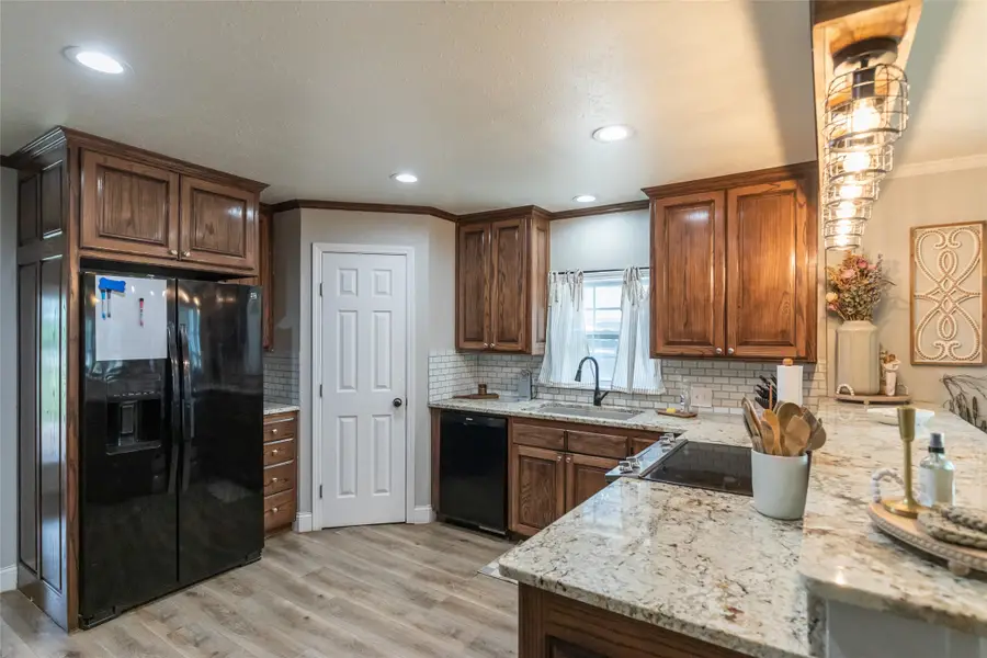 302 Sayles Avenue, Tuscola, TX 79562 - #3
