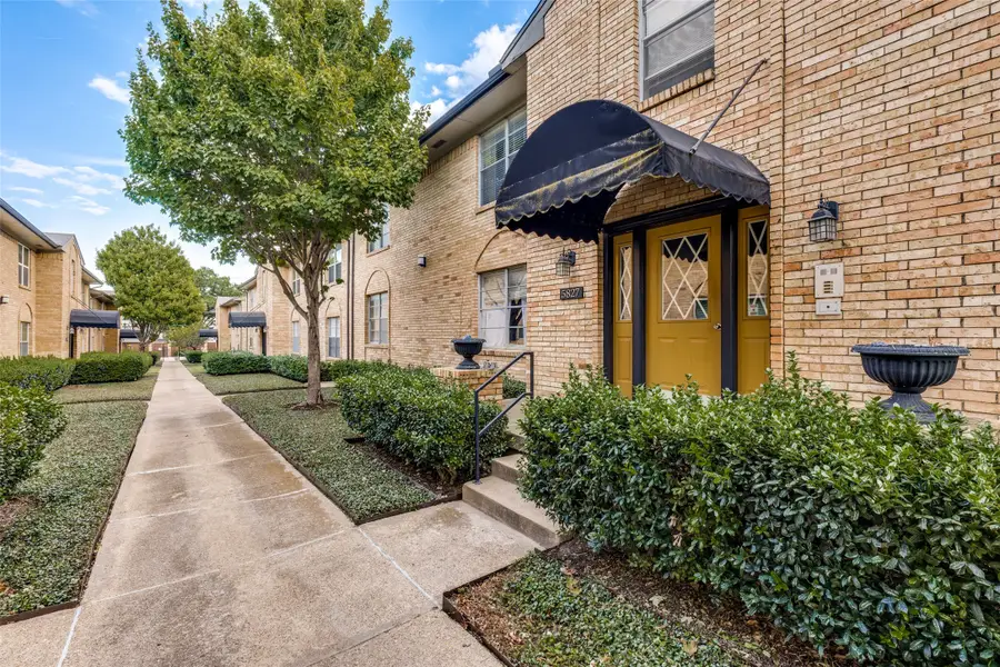 5827 Sandhurst Lane #C, Dallas, TX 75206 - #2