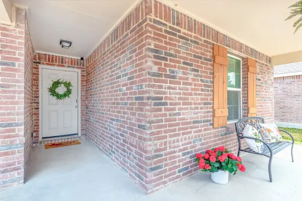 5913 Mountain Bluff Drive, Fort Worth, TX 76179