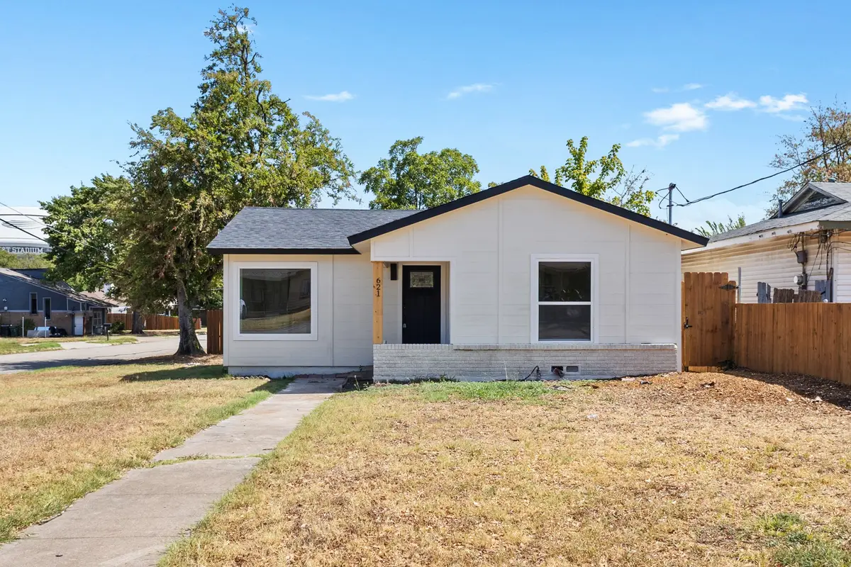621 Truman Street, Arlington, TX 76011 - #1