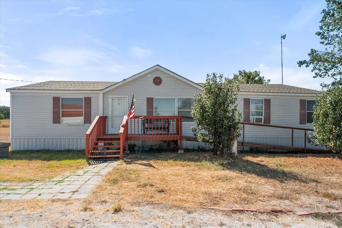 14181 Fm 639, Barry, TX 75102 - #1