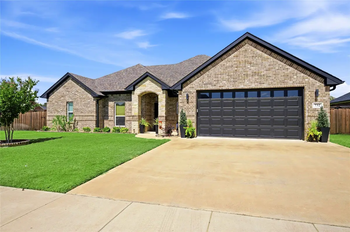 732 Coblestone Circle, Mabank, TX 75147 - #1