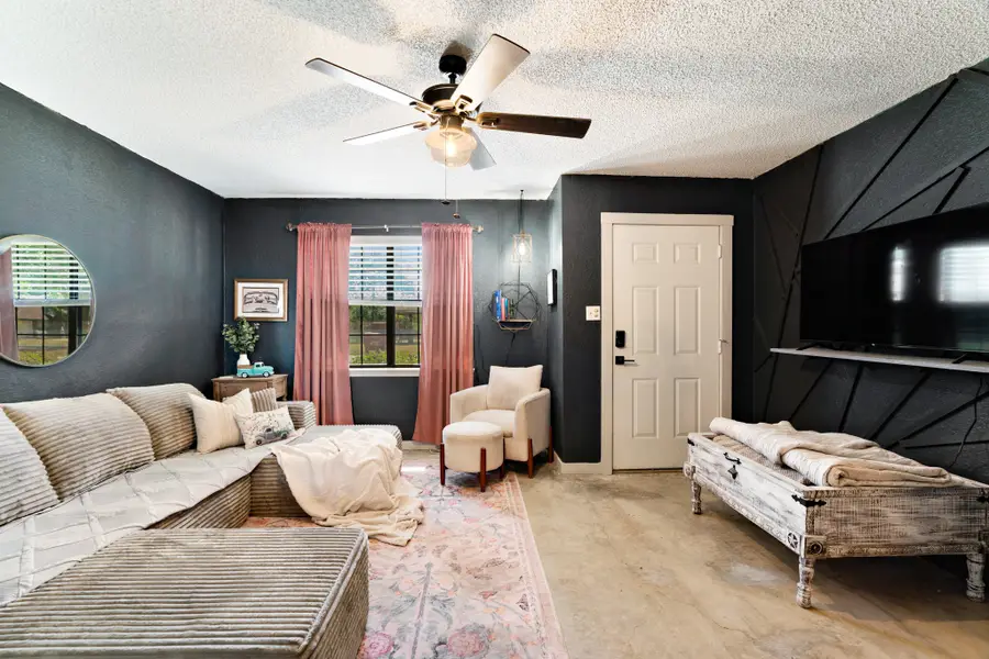 6275 Inwood Drive, Reno, TX 75462 - #2