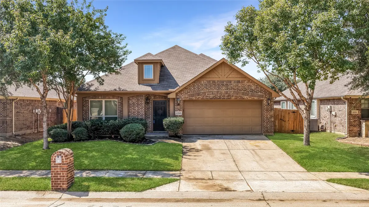 1208 Ponderosa Drive, Aubrey, TX 76227 - #1