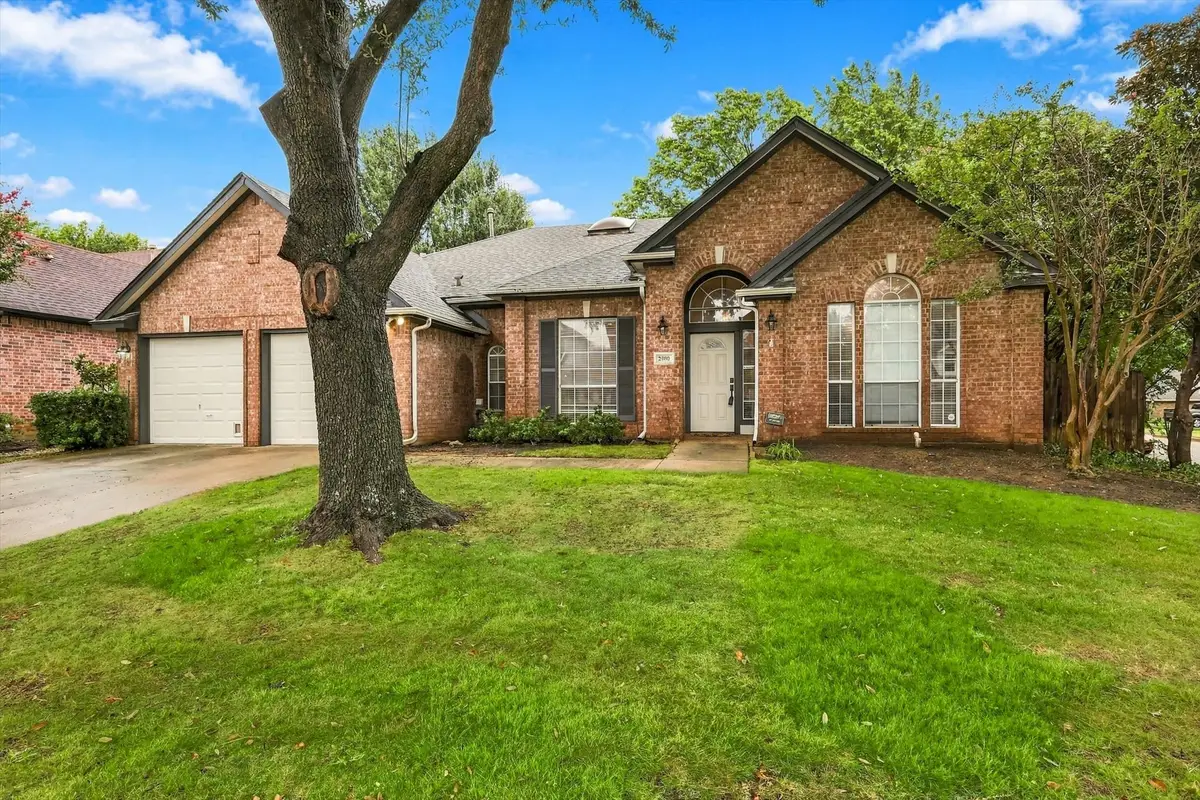 2900 Woodhaven Drive, Grapevine, TX 76051 - #1