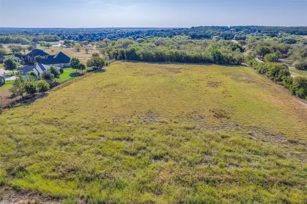 10812 County Road 1020, Burleson, TX 76028