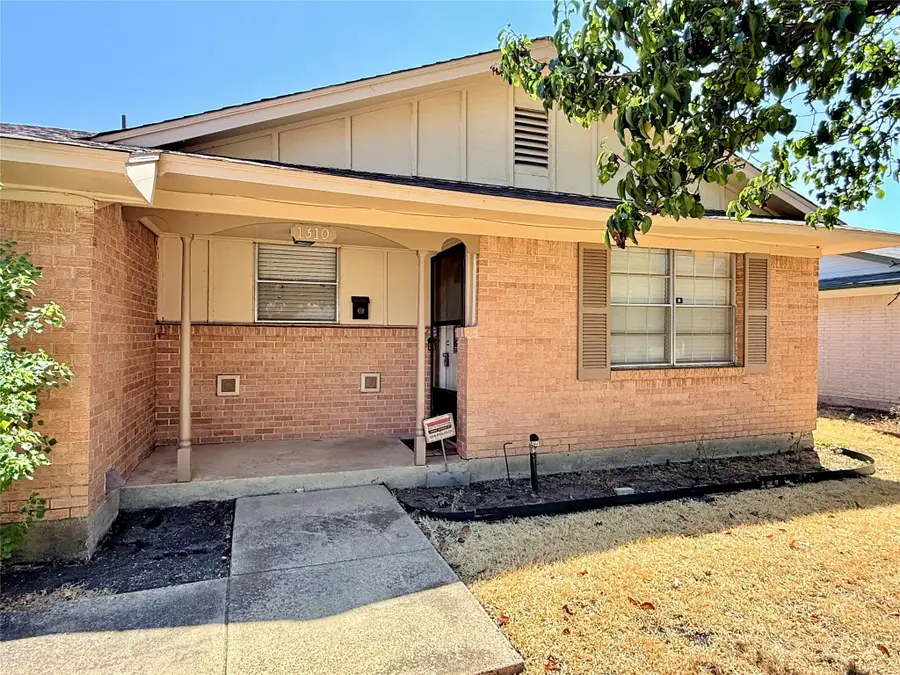 1310 Hampshire Lane, Richardson, TX 75080 - #2