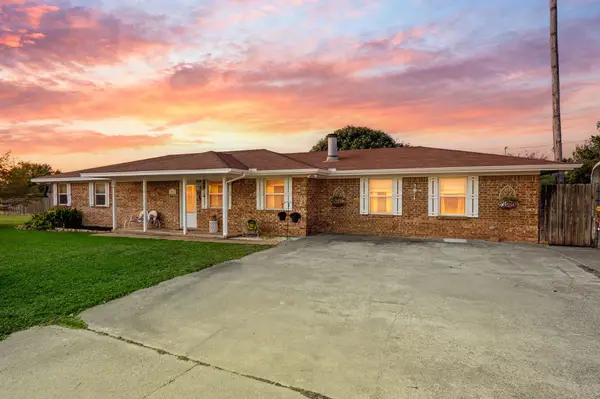 1255 County Road 260, Gainesville, TX 76240