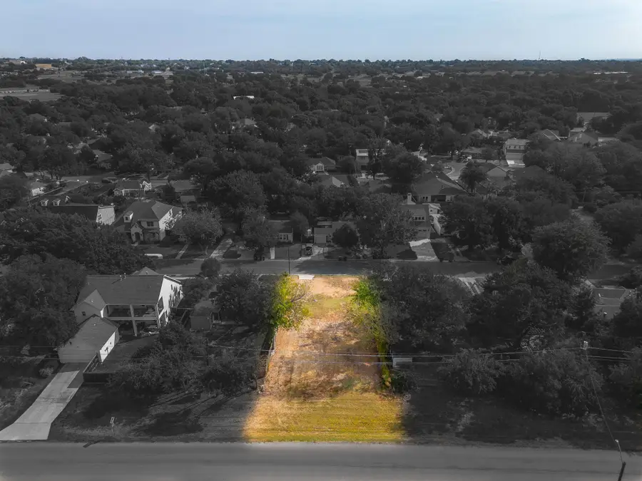 825 Edgefield Road, Fort Worth, TX 76107 - #3