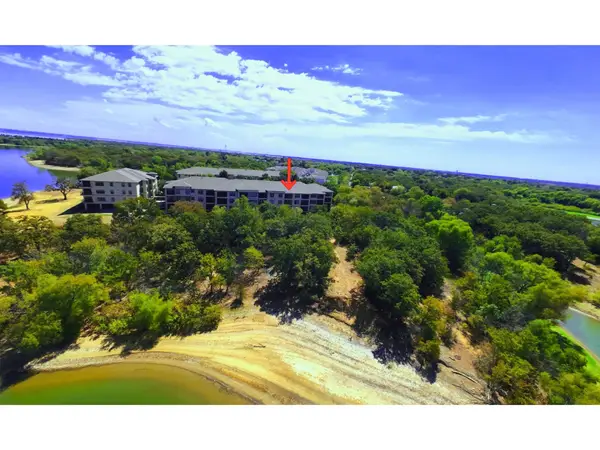 500 Waters Edge Drive #234, Lake Dallas, TX 75065