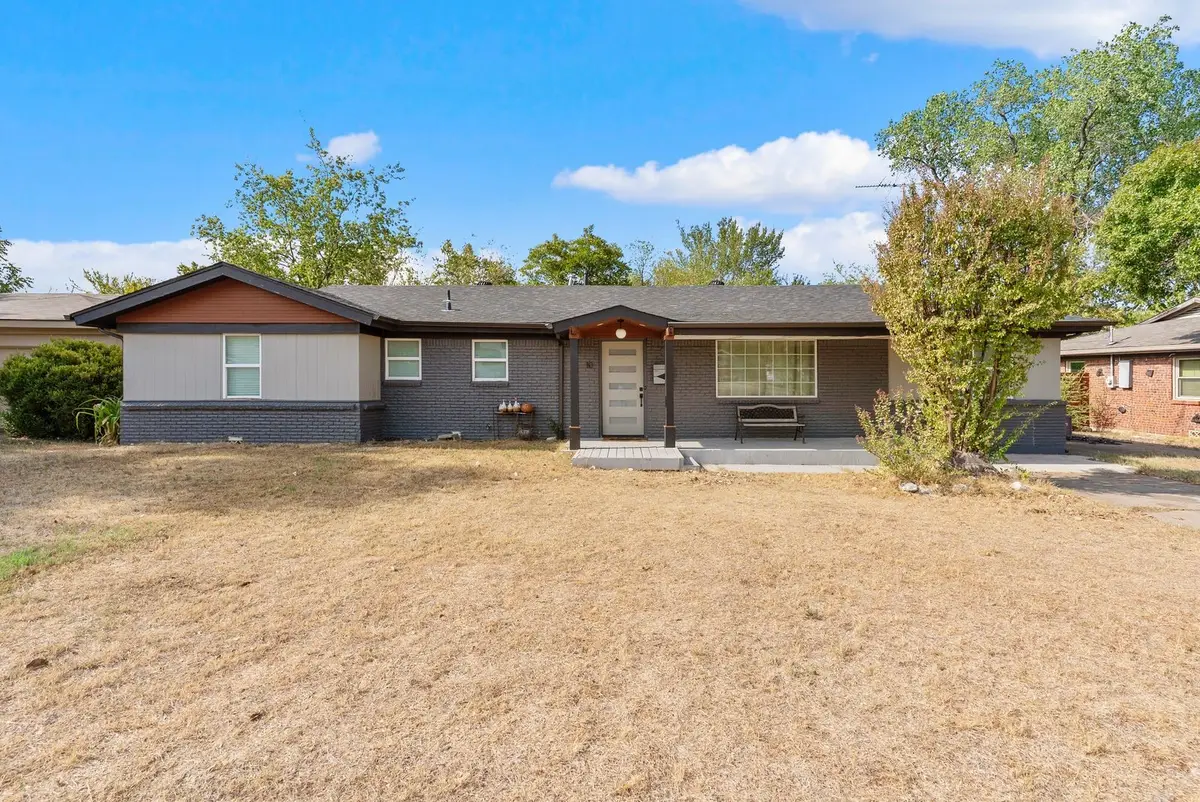 10 Beverly Court, Bedford, TX 76022 - #1