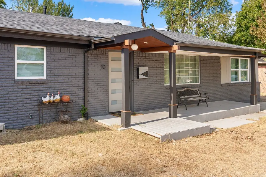 10 Beverly Court, Bedford, TX 76022 - #2