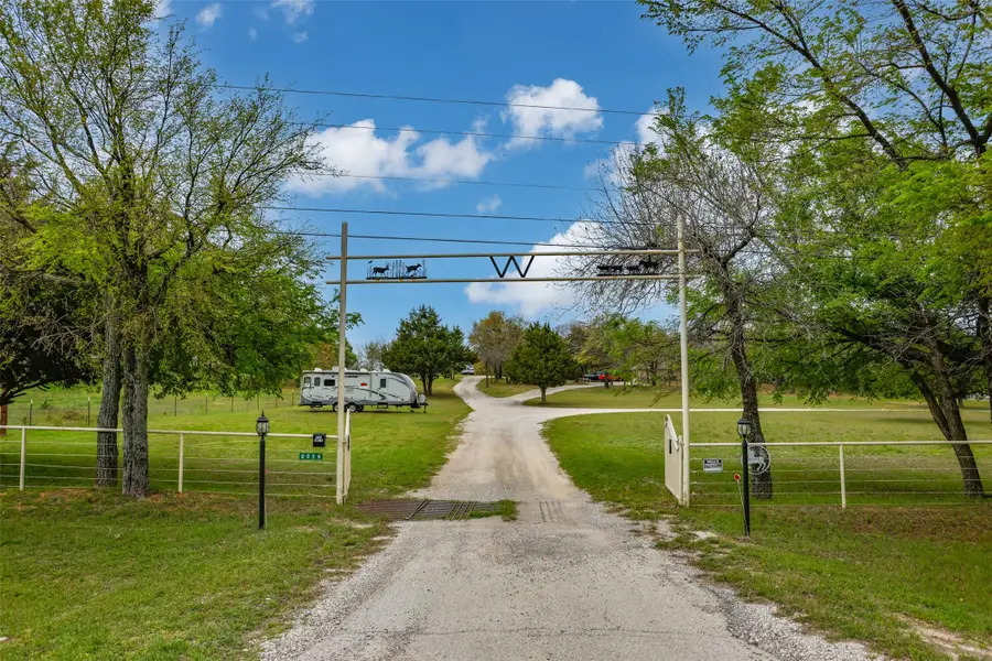 8059 E Us Highway 82, Gainesville, TX 76240 - #2