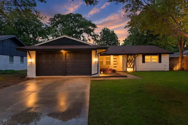 1715 Bradford Drive, Arlington, TX 76010