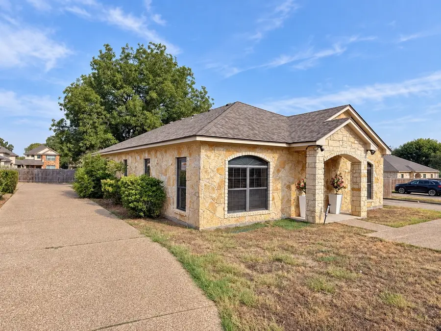 221 Gurley Lane, Waco, TX 76706 - #3
