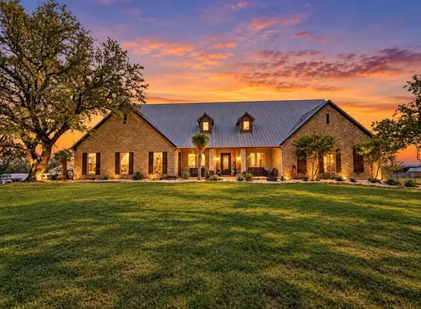 211 Silverado Drive, Weatherford, TX 76087