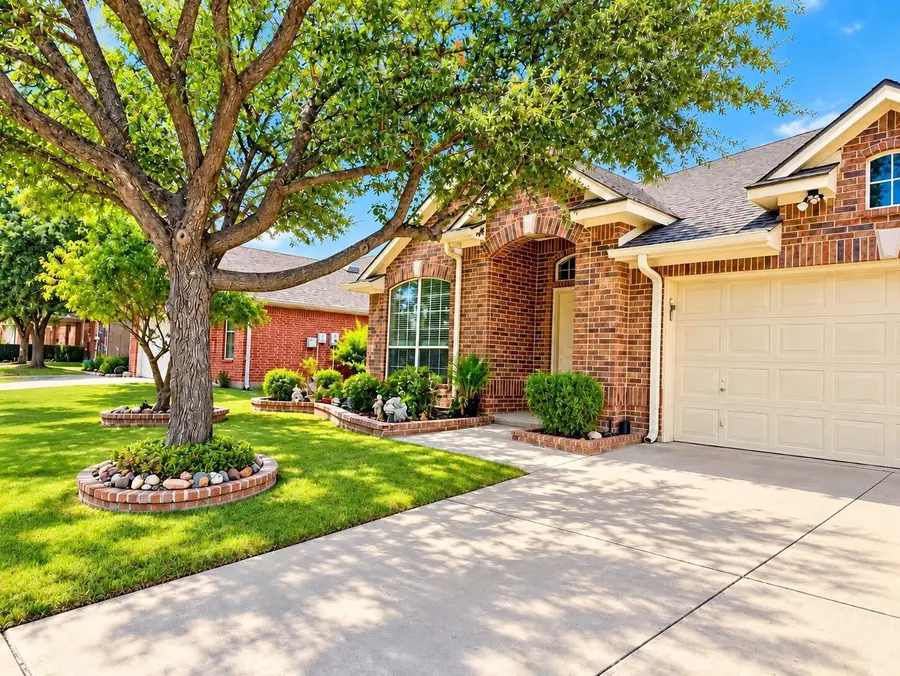 11504 Crystal Falls Drive, Fort Worth, TX 76244 - #2