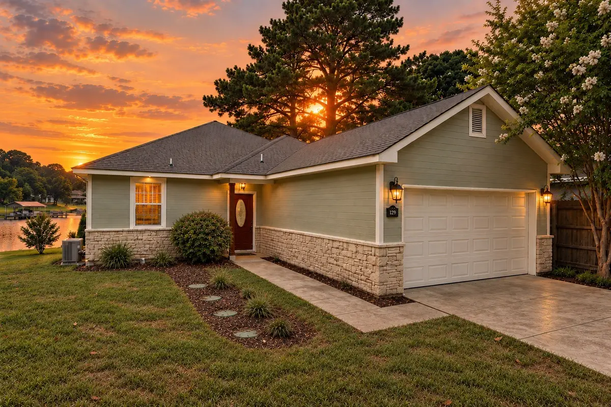182 Oak Hills Drive, Mabank, TX 75156 - #1