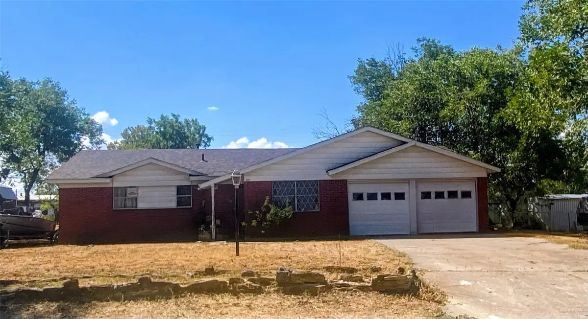 445 Hoffman Drive, Dublin, TX 76446 - #1