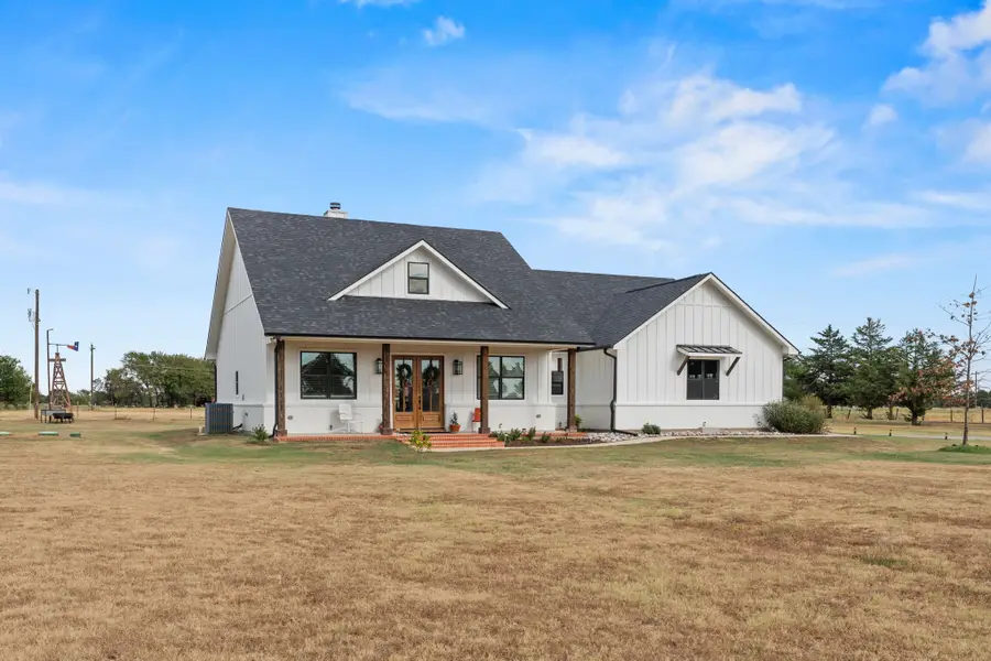 1742 Recreation Road 3, Bonham, TX 75418 - #2
