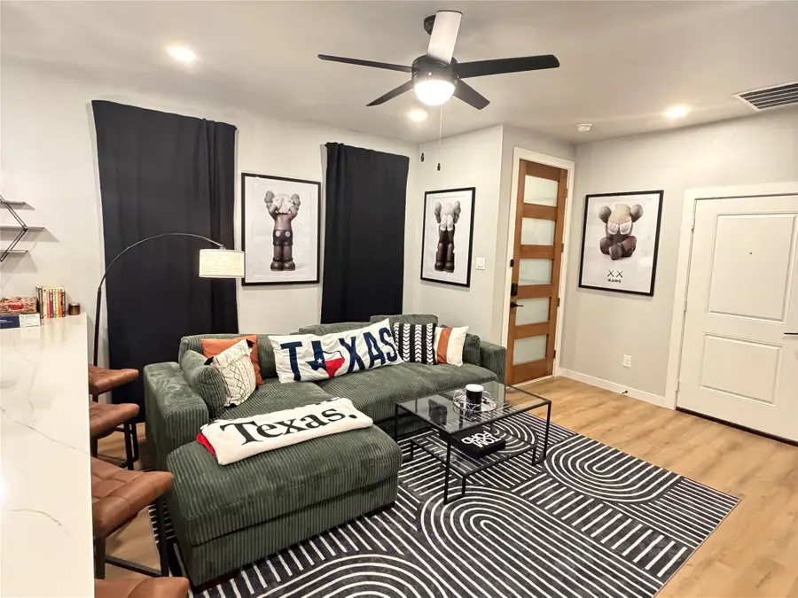 1654 Hudspeth Avenue, Dallas, TX 75216 - #2