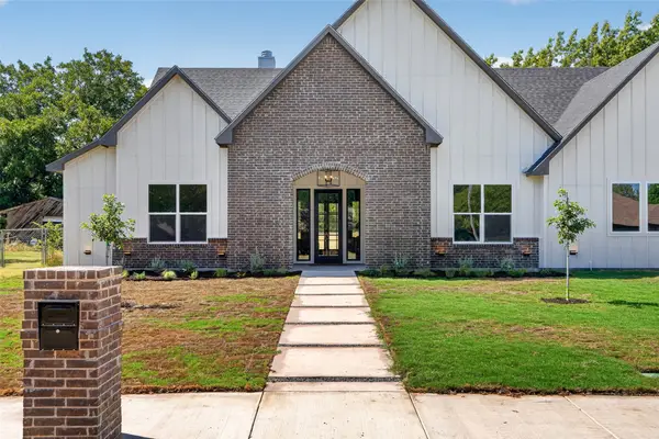 717 Easley Street, White Settlement, TX 76108