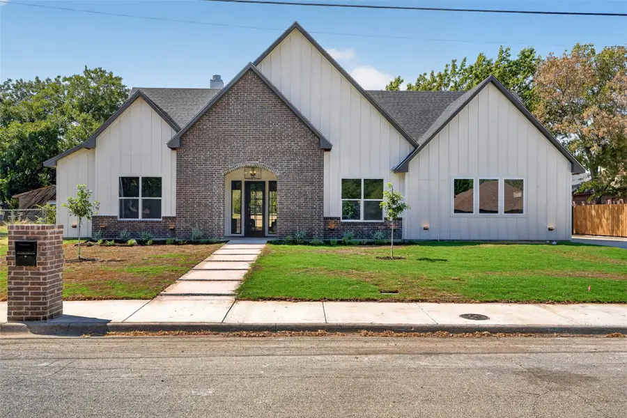 717 Easley Street, White Settlement, TX 76108 - #2