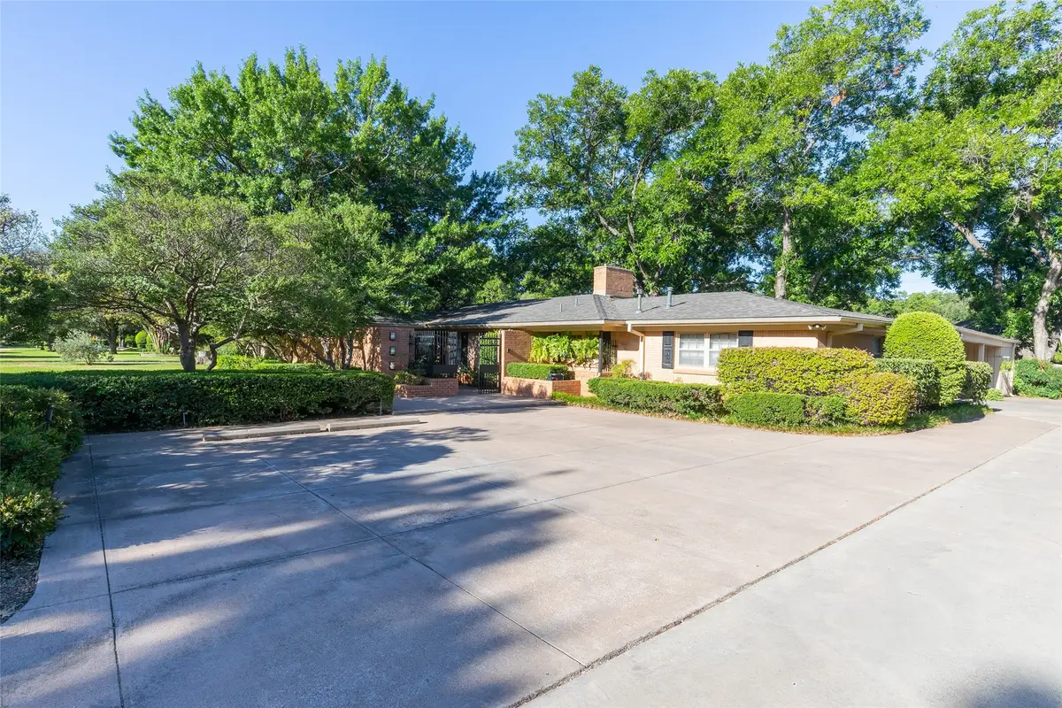 1410 Tanglewood Road, Abilene, TX 79605 - #1