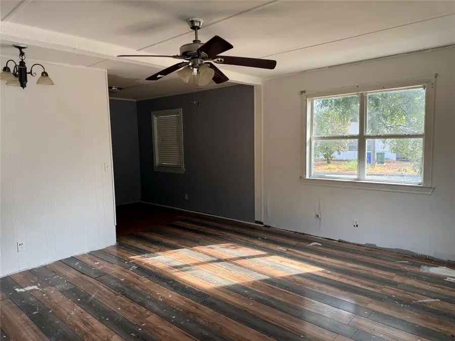 307 Parker Lane, Whitesboro, TX 76273 - #3