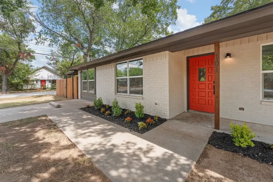 101 Myers Avenue, Cleburne, TX 76033 - #2
