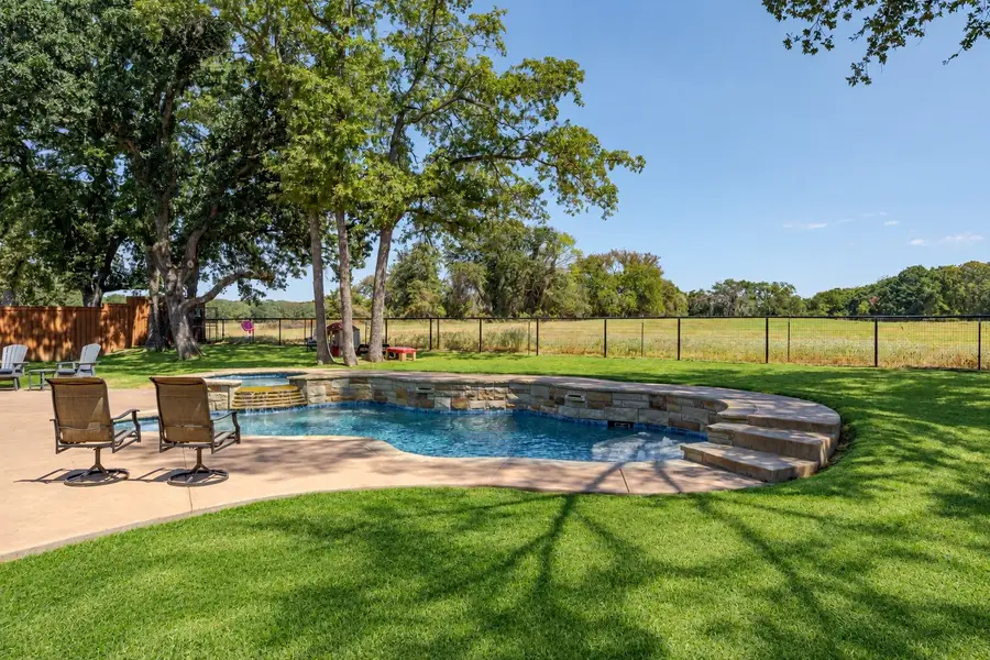 107 Willow Oak Drive, Krugerville, TX 76227 - #3