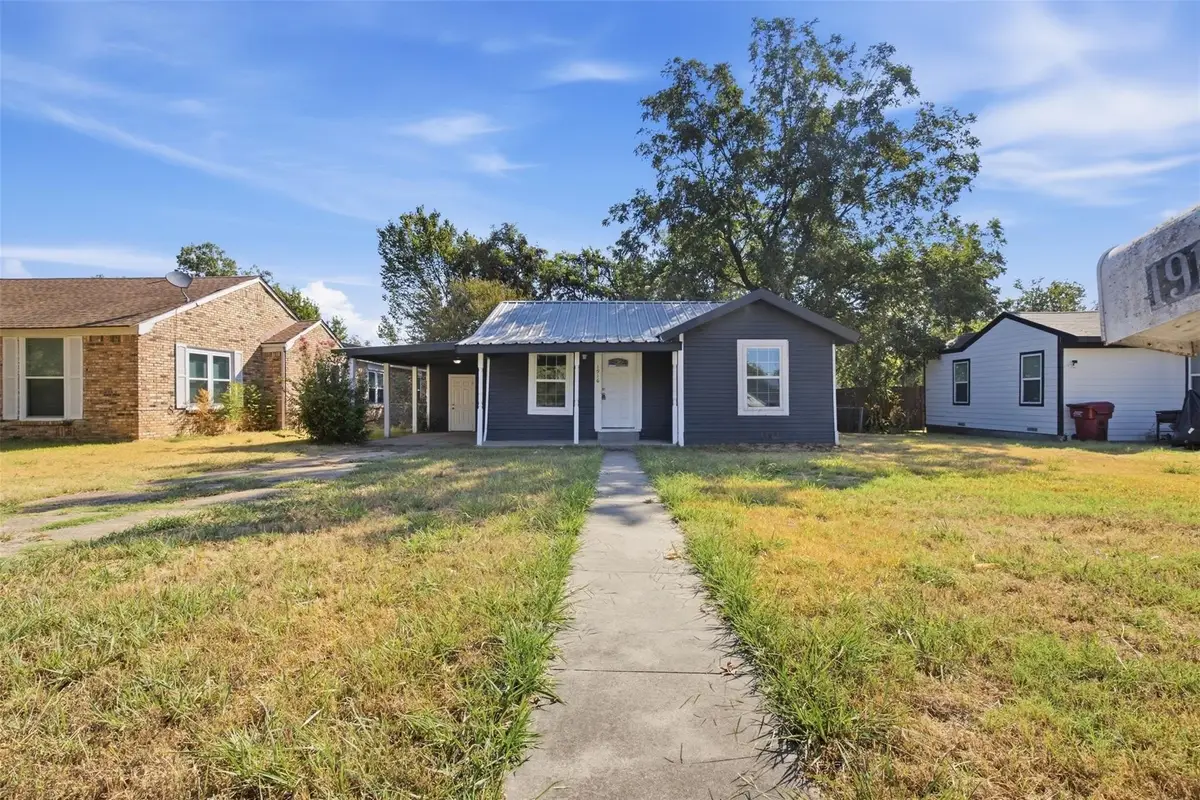 1916 Liberty Street, Bonham, TX 75418 - #1
